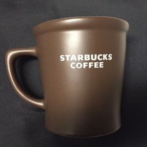 Starbucks Coffee Abbey Large Brown With White Lettering 16oz Mug 2008 – Mug Bari